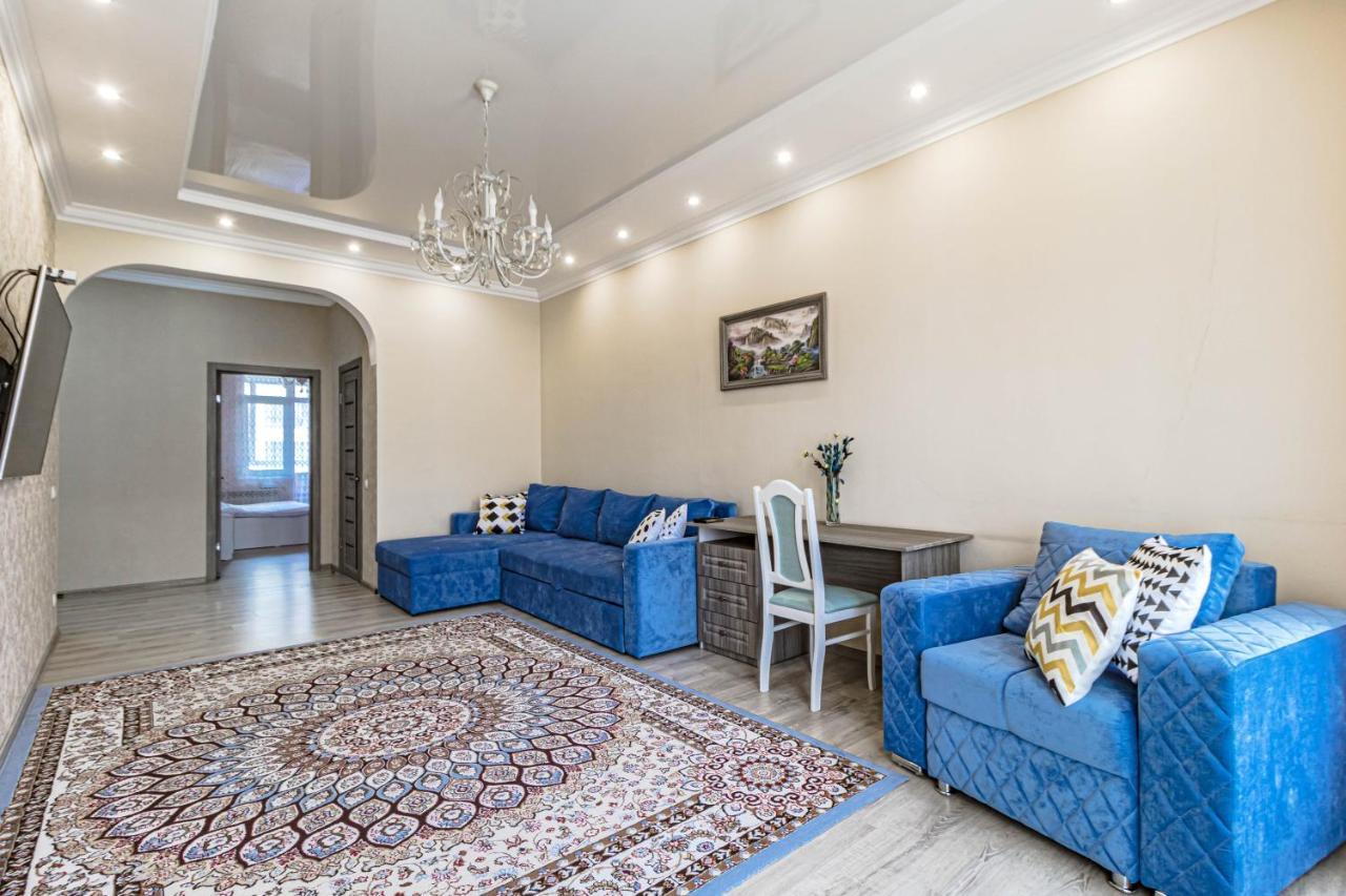 Apartments Lux 53/141 아스타나 외부 사진